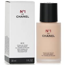 CHANEL N°1 Red Camellia Revitalizing Foundation