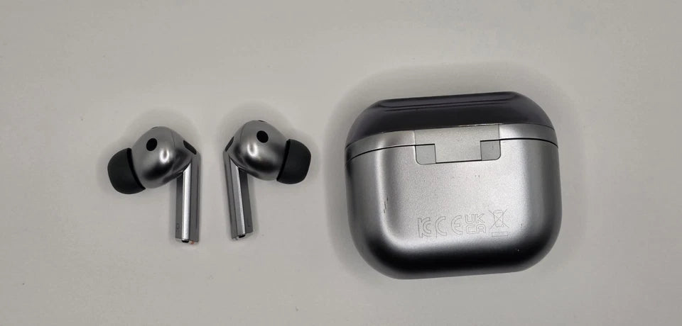 Samsung Galaxy Buds 3 Pro Wireless Bluetooth Earbuds (Black/Grey)